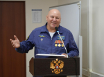 Сотрудник «Мособлпожспаса» реанимировал мужчину, утонувшего в бассейне в Пушкино