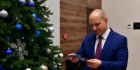 Новогодние подарки вручили детям погибших героев СВО в Пушкино - Regions.Ru